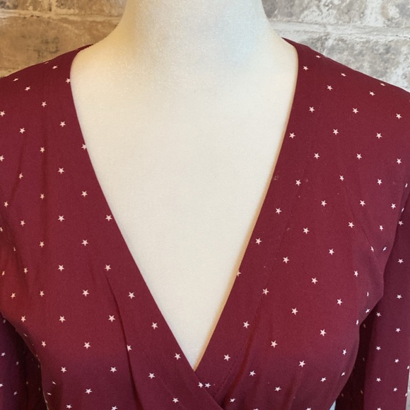 Loft petites wrap dress. Size OP. Maroon with white stars. Pretty. - Picture 5 of 16